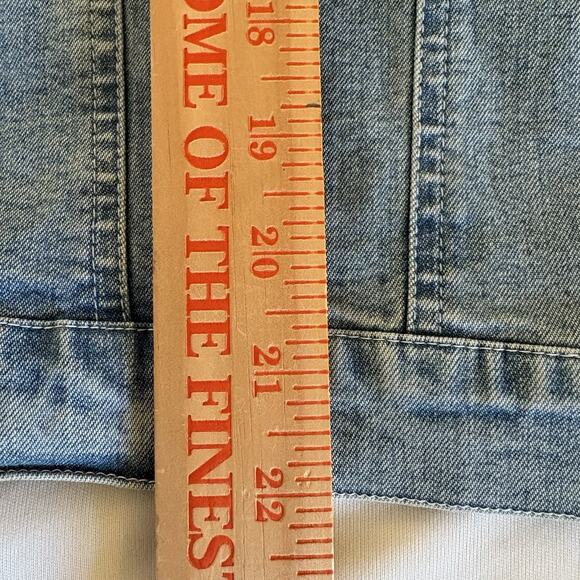 Jones New York Light Wash Denim Vest Button Front Sleeveless Pockets 16W - Picture 9 of 9